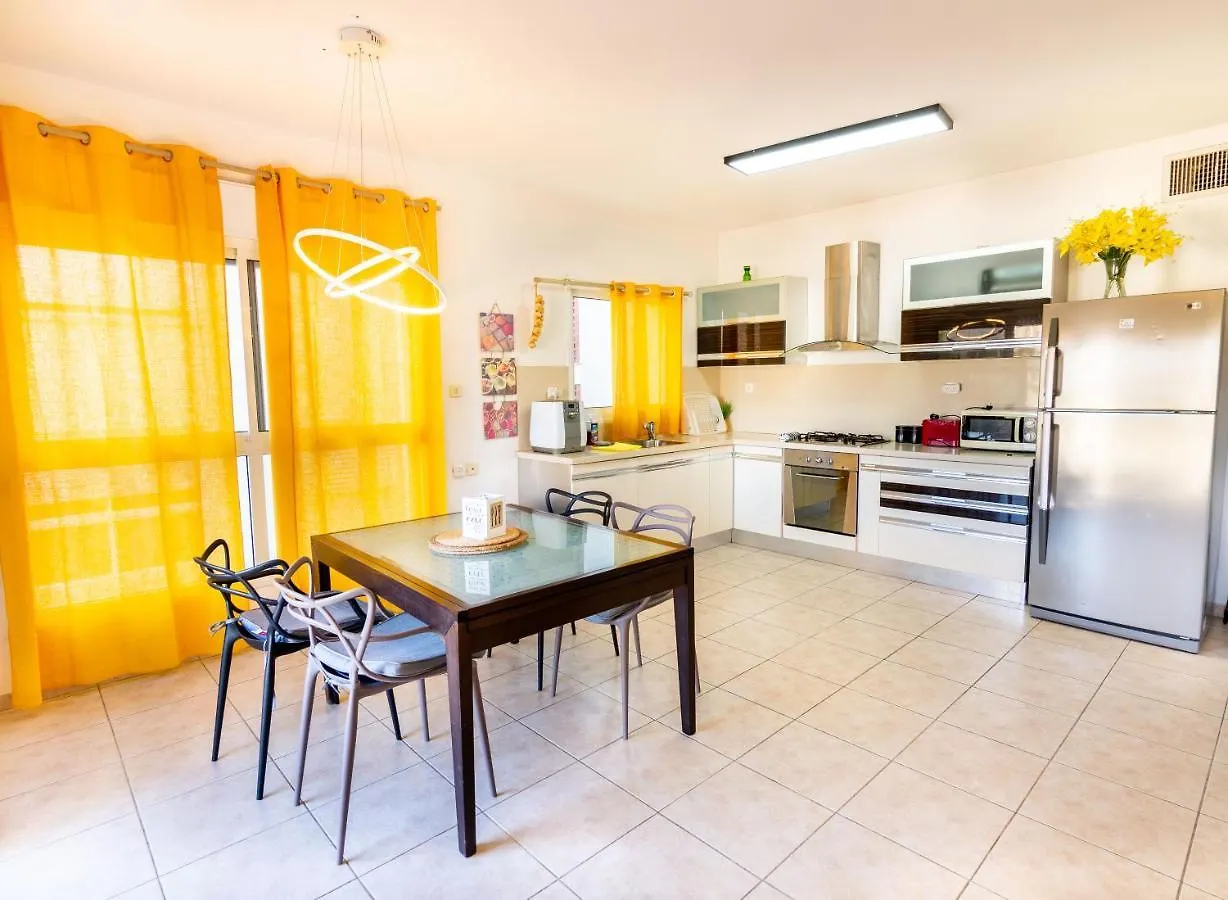 Vacation Rental Apartment With Sea View Eilat